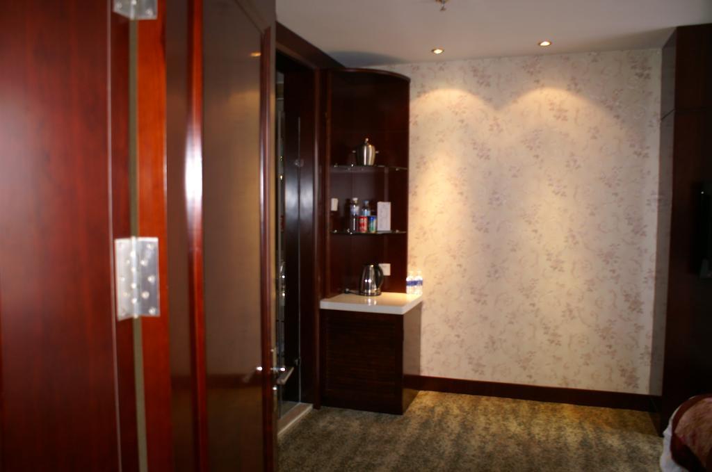 Weigela Park Hotel Dalian Zimmer foto