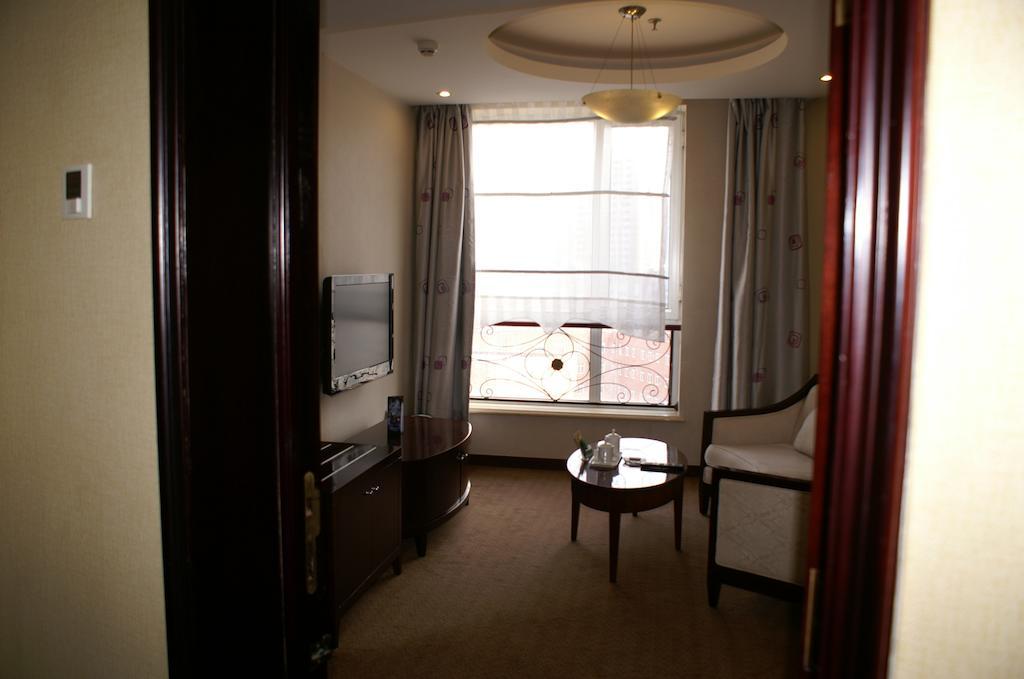 Weigela Park Hotel Dalian Zimmer foto